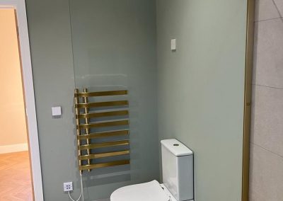 Toilet installation